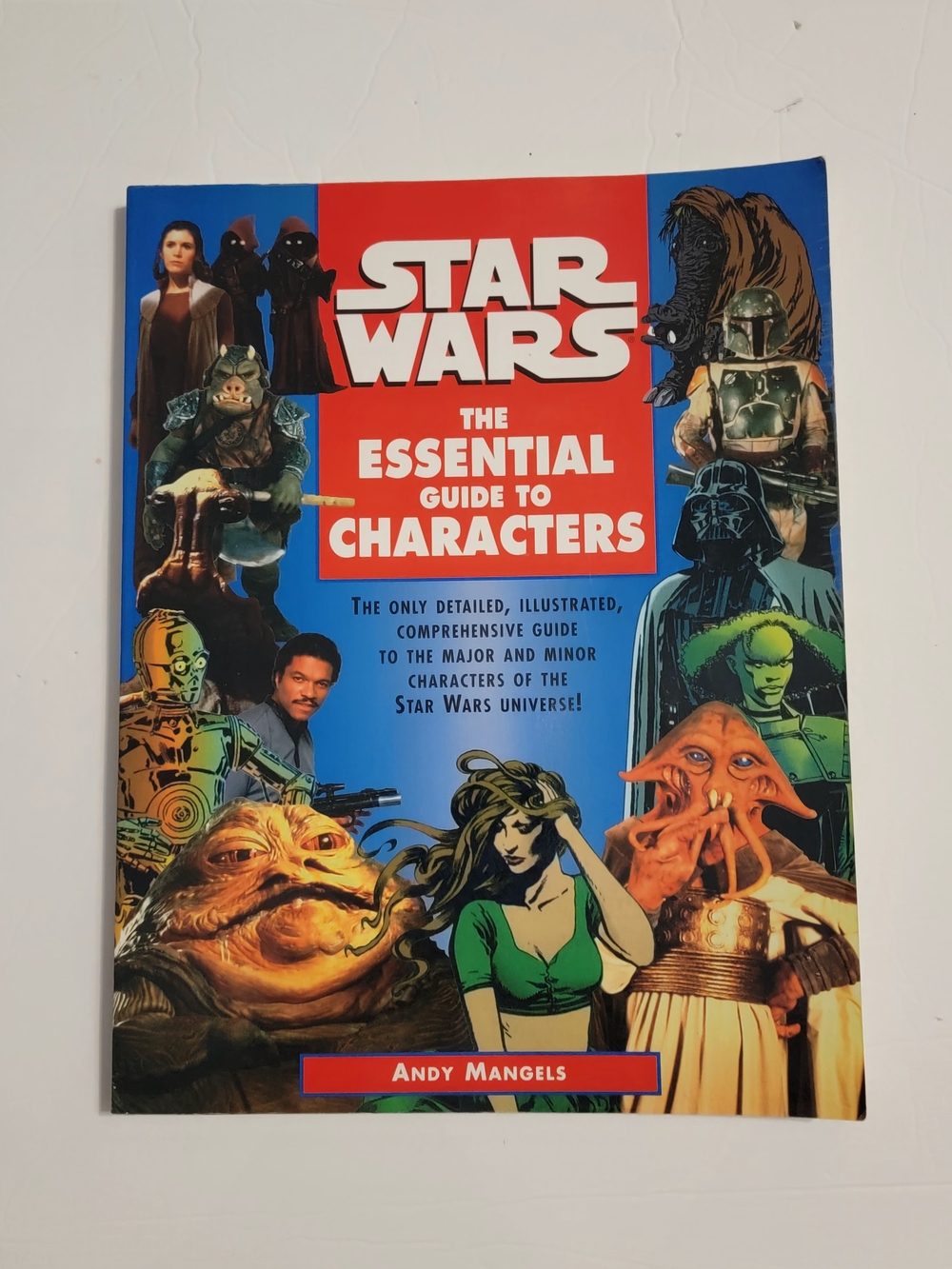 Ballantyne Star Wars The Essential Guide to Characters - Blue & Red Cover